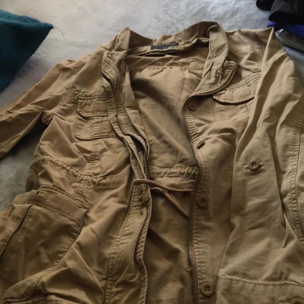 Nude light coat